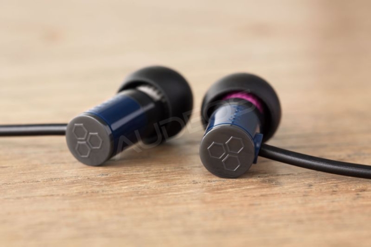 Final E1000 niebieskie #4.jpg