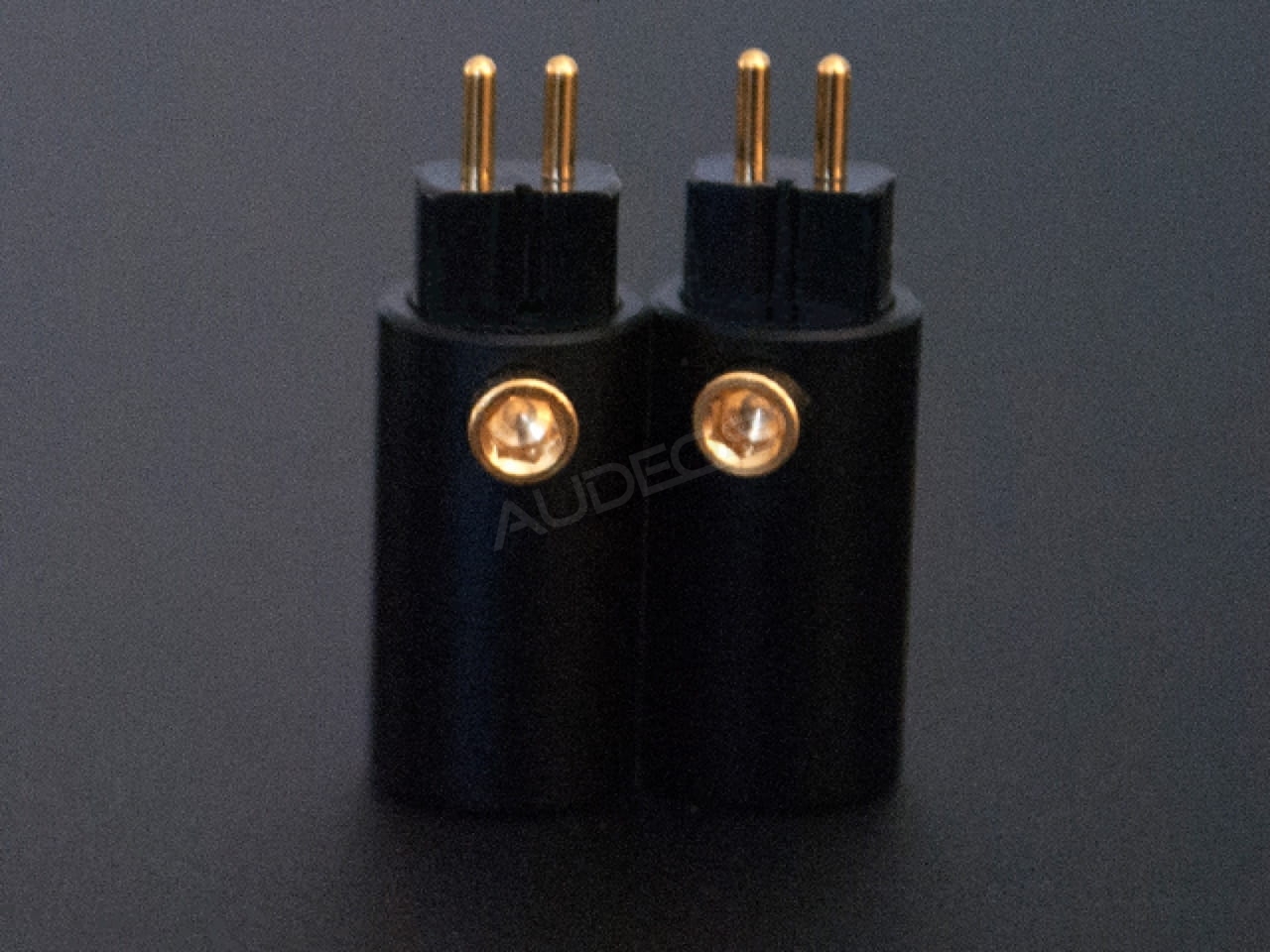 plussound_2pin.jpg