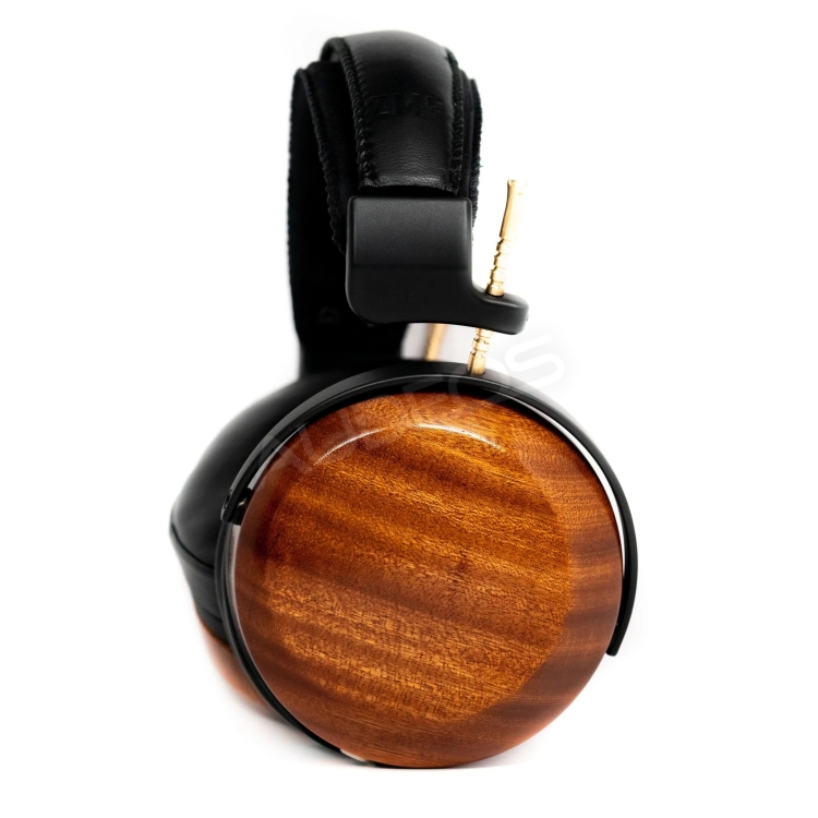 Verite Closed #6.jpg