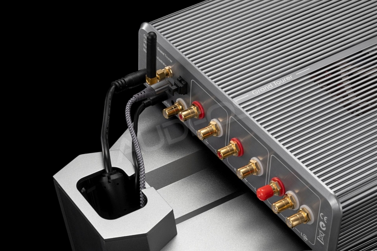 Burson Mothership 01 8.jpg