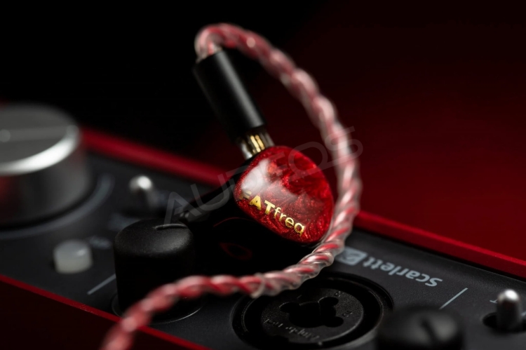 FATfreq Scarlet Mini