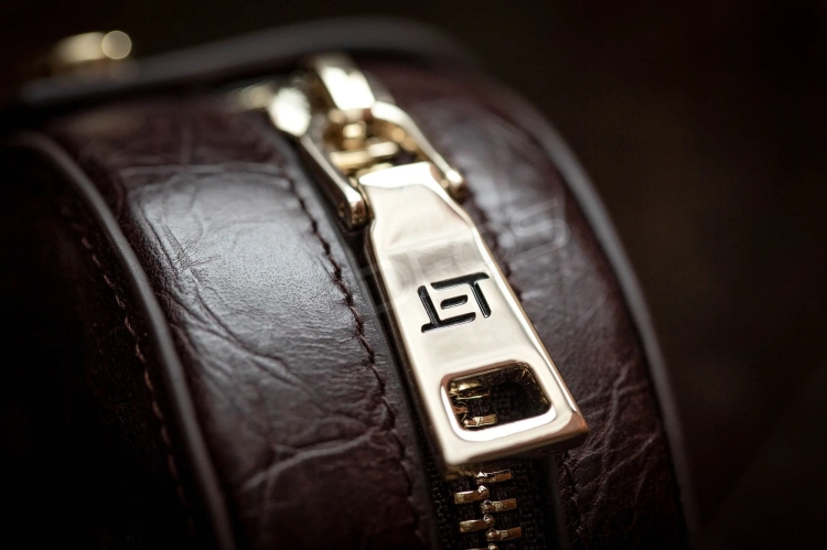 Eletech Companion Case Mahogany Brown