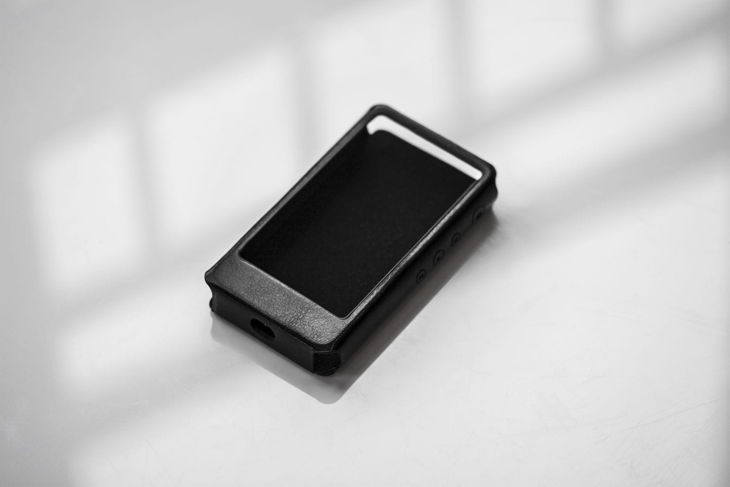 Etui R6Pro bl 1.jpg