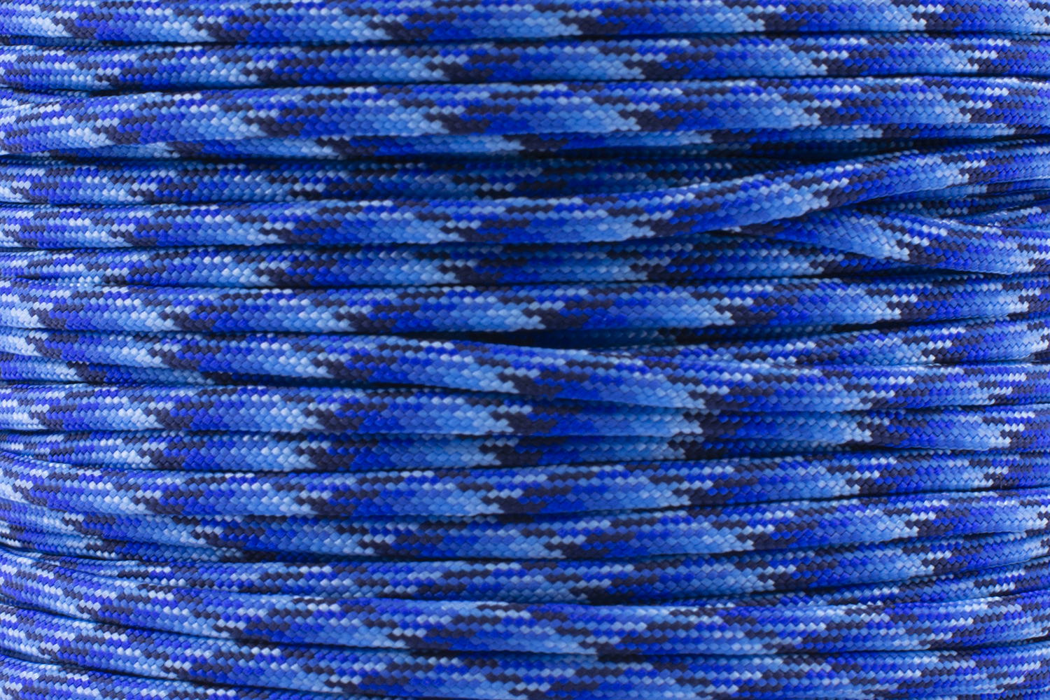 Oplot Nylon Soft Blue Twist Light.png