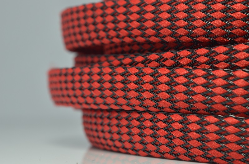 7-15-black-red.jpg